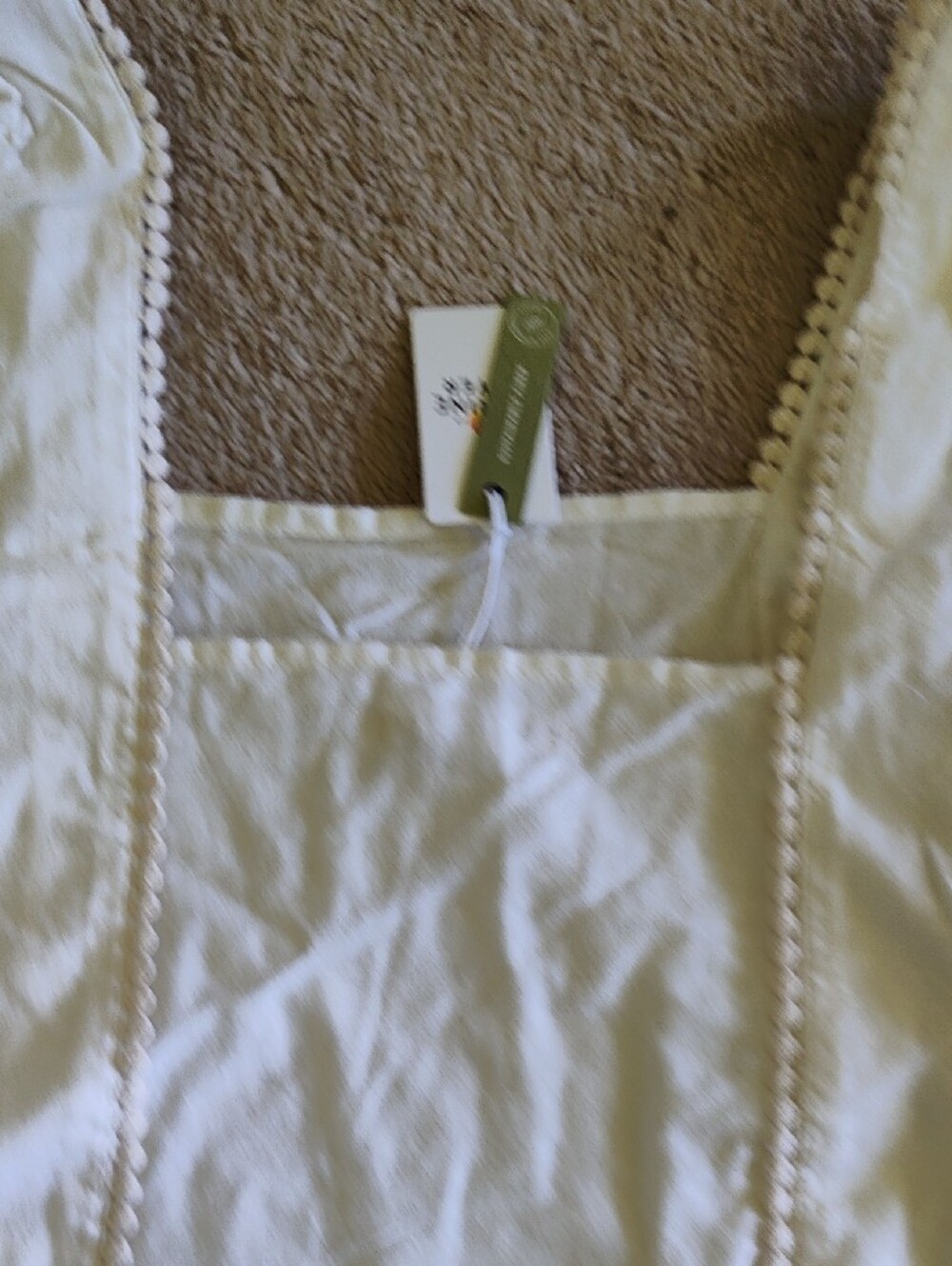 Marine Layer Stella White Women's Square-Neck Crop Top with Lace Trim - Picture 5 of 7